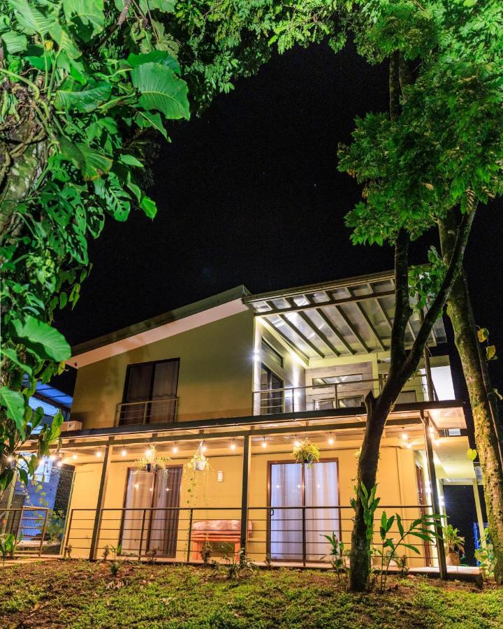 Casa Del Bosque At La Fortuna Bagian luar foto